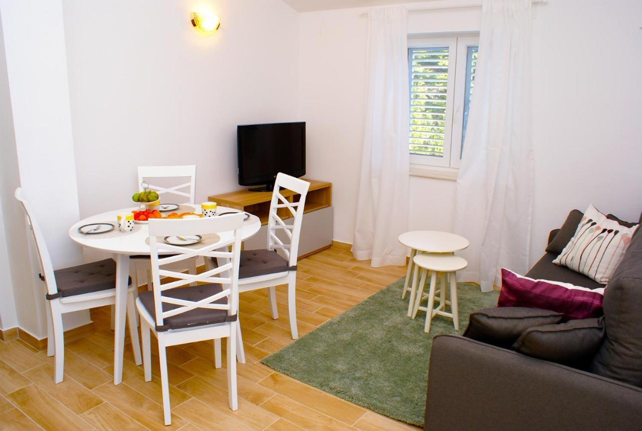 Villa Golden Apple Seline Bagian luar foto
